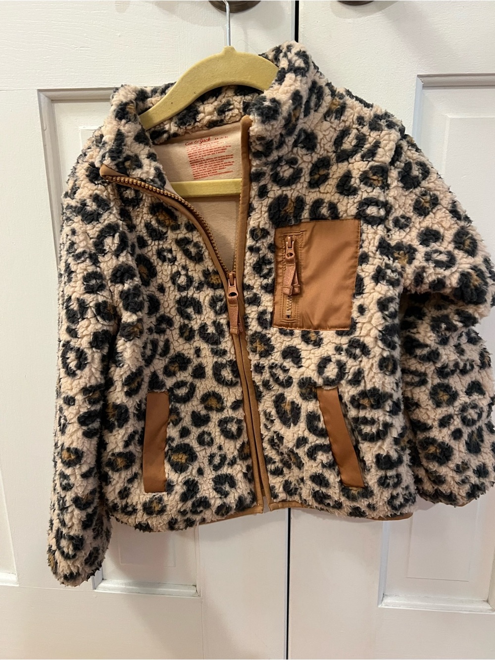 Cat and Jack girls Leopard Print Sherpa Jacket with Chest Pocket size XS 4/5